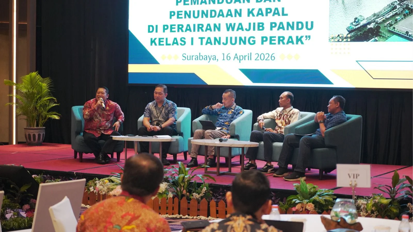 Inovasi EAZI Pangkas Waktu Layanan Kapal PT Terminal Teluk Lamong Raih Radar Surabaya Awards 2026