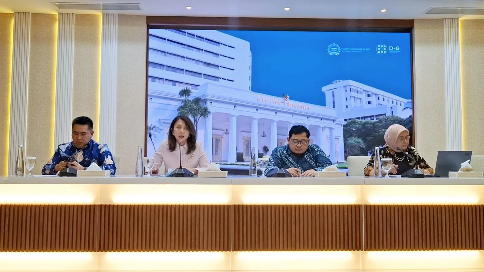 Menlu RI Apresiasi Simpati Negara Sahabat untuk Gempa NTT